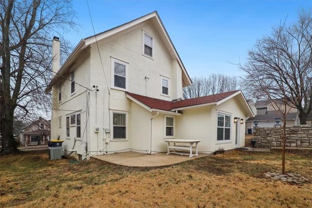 4601 State Line Road, Kansas City, MO 64112