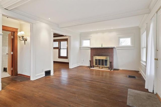 4601 State Line Road, Kansas City, MO 64112