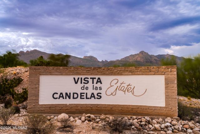 925 E Vía Velitas, Tucson, AZ 85718