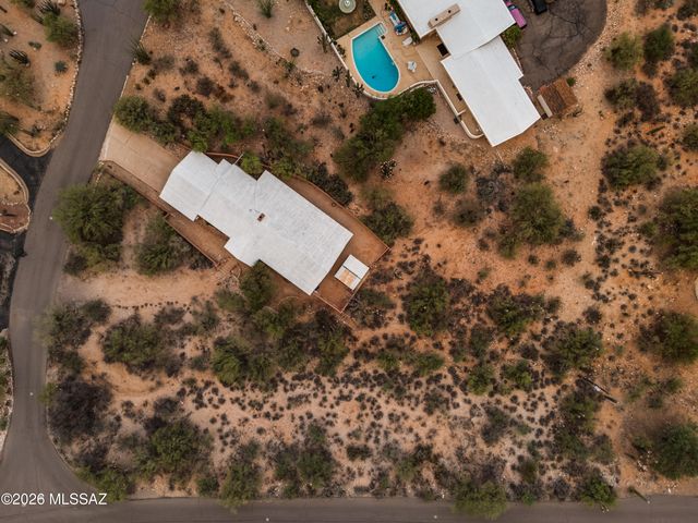 925 E Vía Velitas, Tucson, AZ 85718