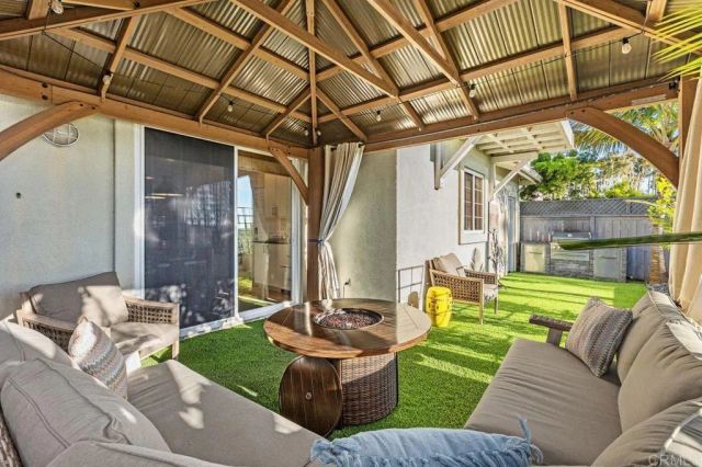 7039 Whitewater Street, Carlsbad, CA 92011