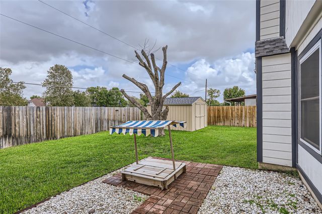 500 Hawthorne LN, Round Rock, TX 78664