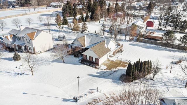 8375 Steeple Chase Court, Grand Blanc, MI 48439