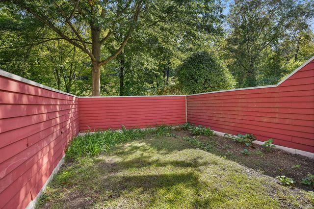 55 Oil Mill Road APT 38, Danbury, CT 06810