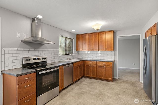 1717 Governor Stevens Court SE, Olympia, WA 98501
