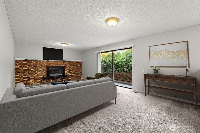 1717 Governor Stevens Court SE, Olympia, WA 98501
