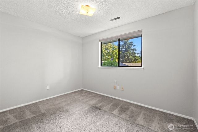 1717 Governor Stevens Court SE, Olympia, WA 98501