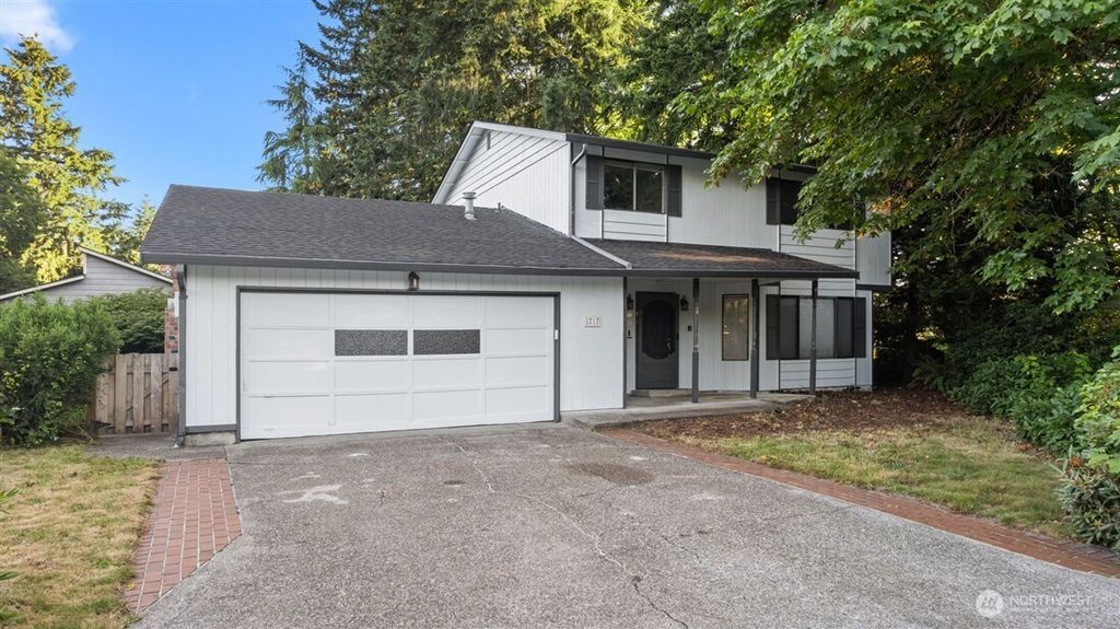 1717 Governor Stevens Court SE, Olympia, WA 98501