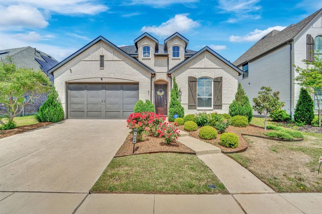 1824 Leo Drive, Van Alstyne, TX 75495