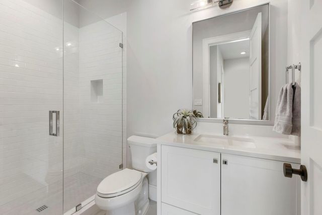 112 W Copa Palm Loop, Montgomery, TX 77316