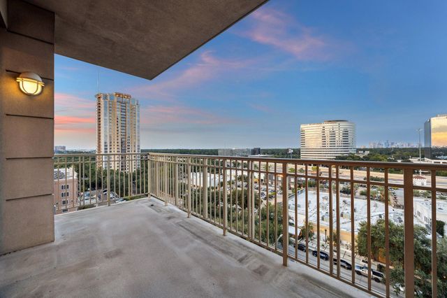 1100 Uptown Park Boulevard 102, Houston, TX 77056