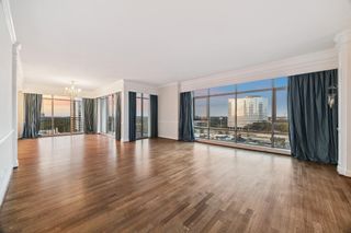 1100 Uptown Park Boulevard 102, Houston, TX 77056