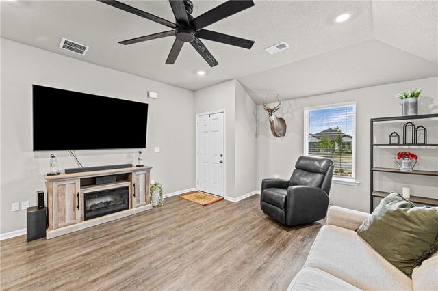 644 N Pear Street, Gardner, KS 66030