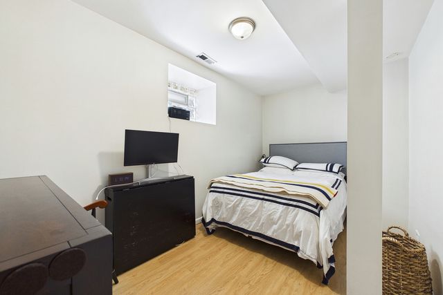 2330 W Palmer Street, Chicago, IL 60647