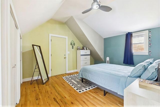 2330 W Palmer Street, Chicago, IL 60647