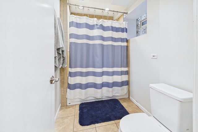 2330 W Palmer Street, Chicago, IL 60647