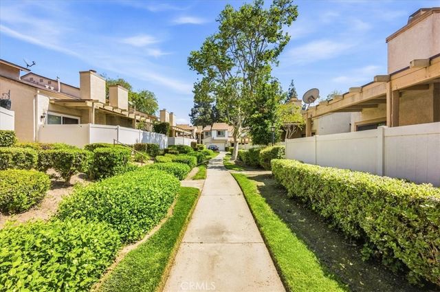 1031 S Palmetto Q2, Ontario, CA 91762