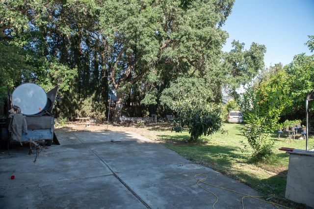 2206 Idaho Ave, Stockton, CA 95204