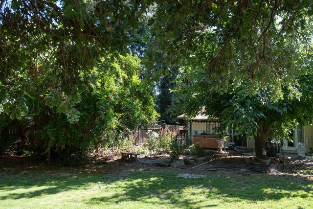 2206 Idaho Ave, Stockton, CA 95204