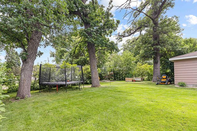 301 Wall Avenue, Horace, ND 58047