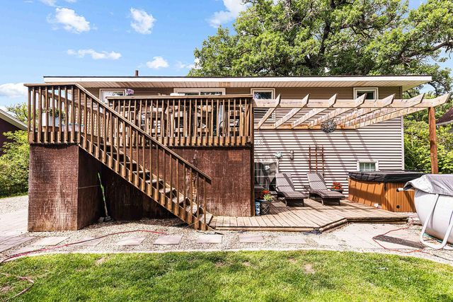 301 Wall Avenue, Horace, ND 58047