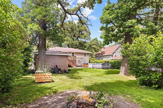 301 Wall Avenue, Horace, ND 58047