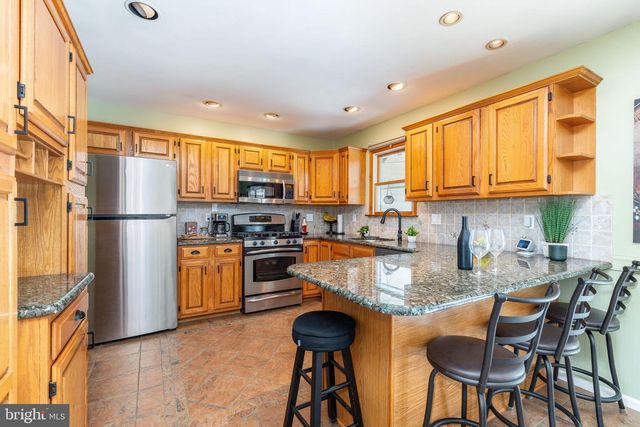 583 LAKE BLVD, Lindenwold, NJ 08021