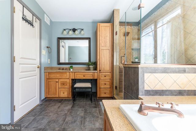 583 LAKE BLVD, Lindenwold, NJ 08021