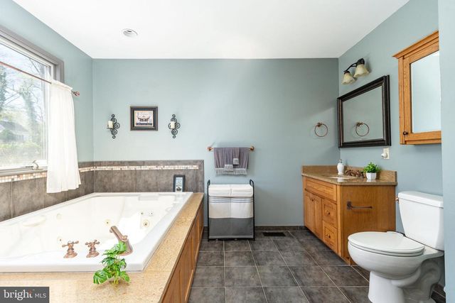 583 LAKE BLVD, Lindenwold, NJ 08021