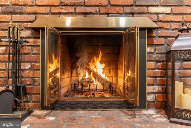 583 LAKE BLVD, Lindenwold, NJ 08021