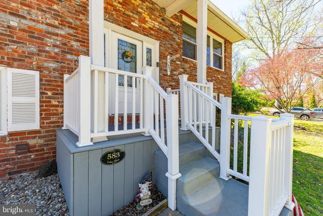 583 LAKE BLVD, Lindenwold, NJ 08021