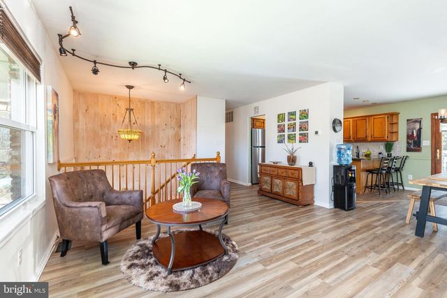 583 LAKE BLVD, Lindenwold, NJ 08021