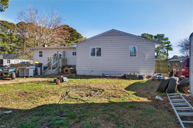 1 Vickers CT, Portsmouth, VA 23701