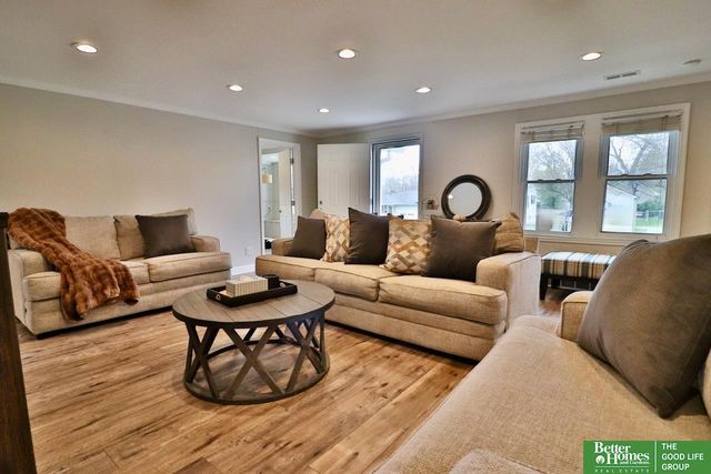 6035 Hamilton Street, Omaha, NE 68132