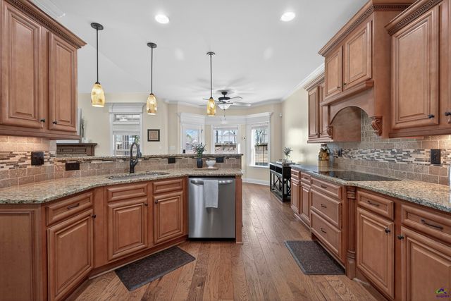 2104 Hiwassee Drive, Bonaire, GA 31005