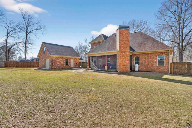 2104 Hiwassee Drive, Bonaire, GA 31005