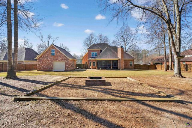 2104 Hiwassee Drive, Bonaire, GA 31005