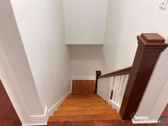 16 Shoreham Road, New Haven, CT 06512