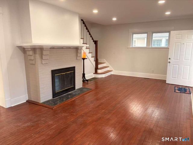 16 Shoreham Road, New Haven, CT 06512