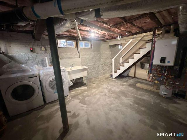 16 Shoreham Road, New Haven, CT 06512