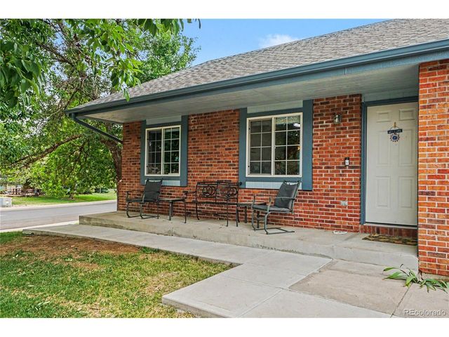 390 E 48th St, Loveland, CO 80538