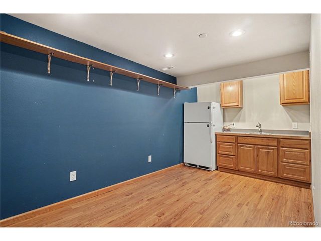 390 E 48th St, Loveland, CO 80538
