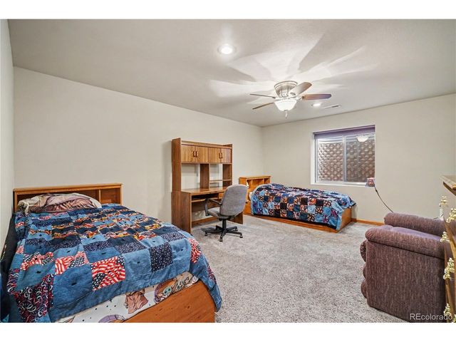 390 E 48th St, Loveland, CO 80538