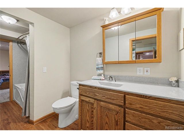 390 E 48th St, Loveland, CO 80538