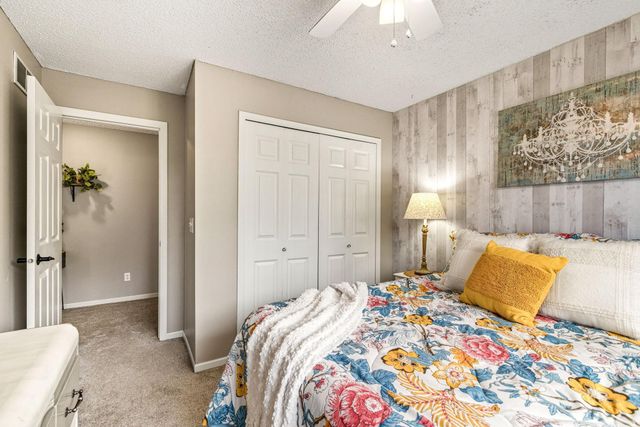 1913 Mockingbird Avenue, Shakopee, MN 55379