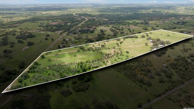 6603 Fm 2579, Floresville, TX 78114