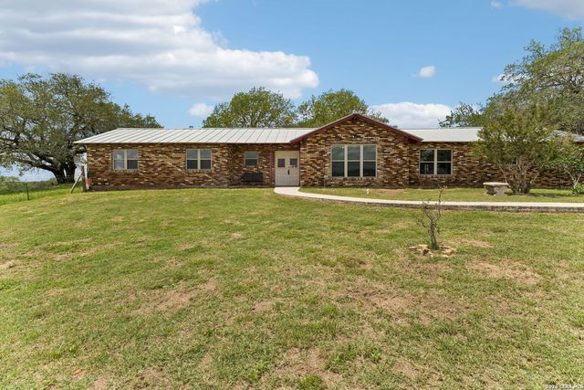 6603 Fm 2579, Floresville, TX 78114