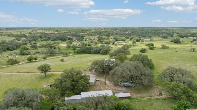 6603 Fm 2579, Floresville, TX 78114
