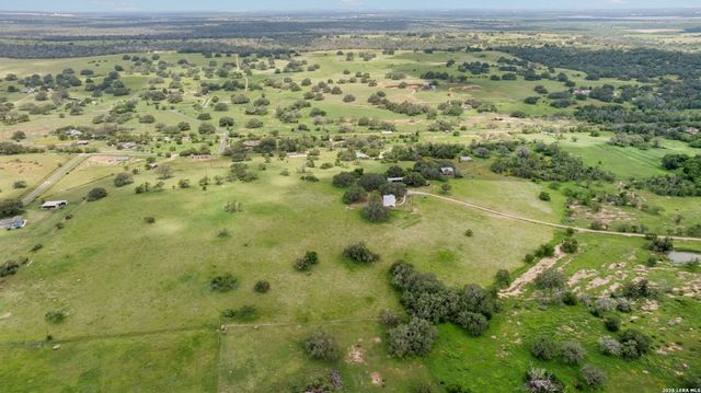 6603 Fm 2579, Floresville, TX 78114