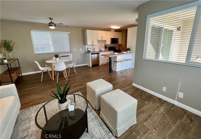 120 Roosevelt 9, Pasadena, CA 91107